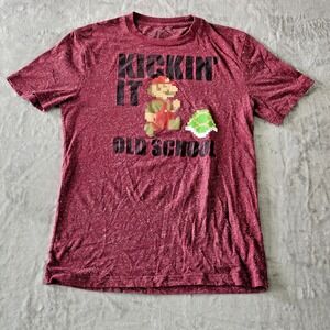 Super Mario‎ Bros Kickin It Old School Maroon Pixel Graphic T-Shirt Size Medium